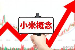 外线火力很猛！邓肯-罗宾逊半场7投5中得到14分 其中三分6中4！